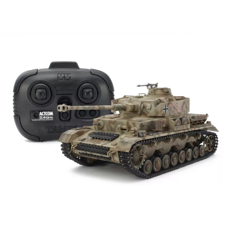 Tamiya 1/35 Panzerkampfwagen IV AUSF.J Electric RC Tank Kit