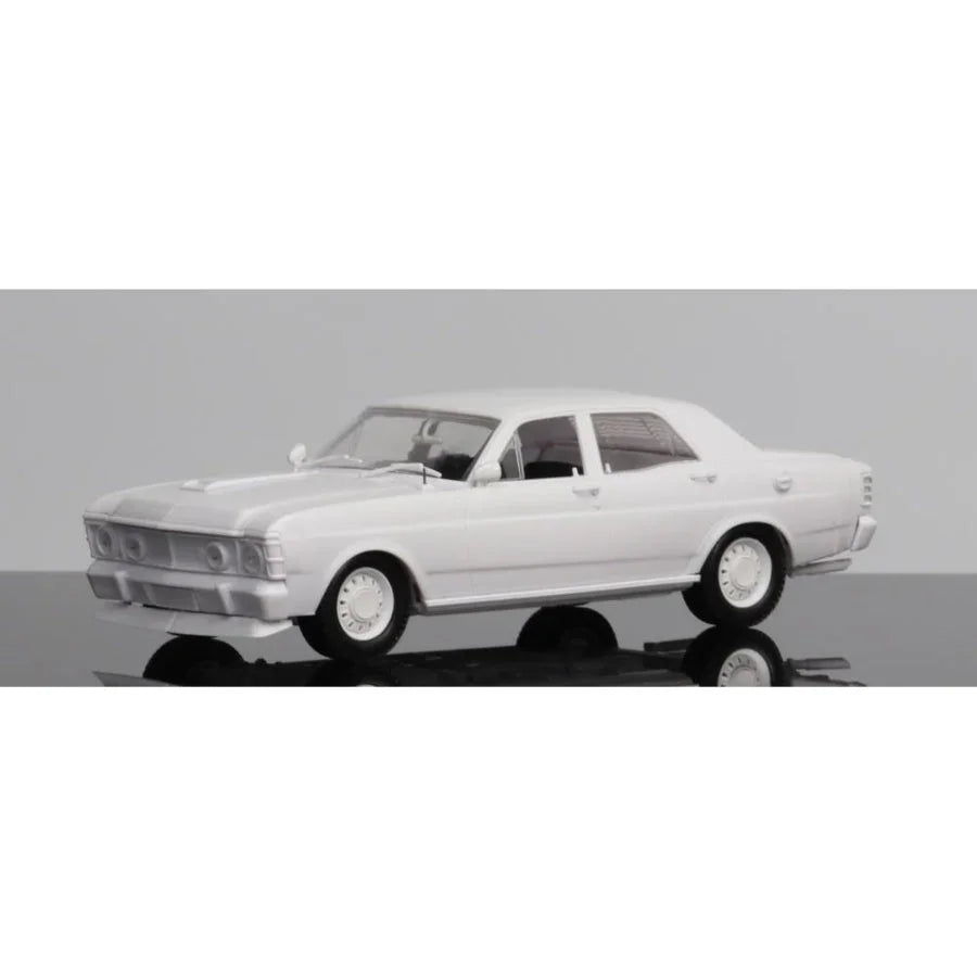 DDA 1:24 Ford XW GTHO Plastic Model Kit – Opening Bonnet with Engine