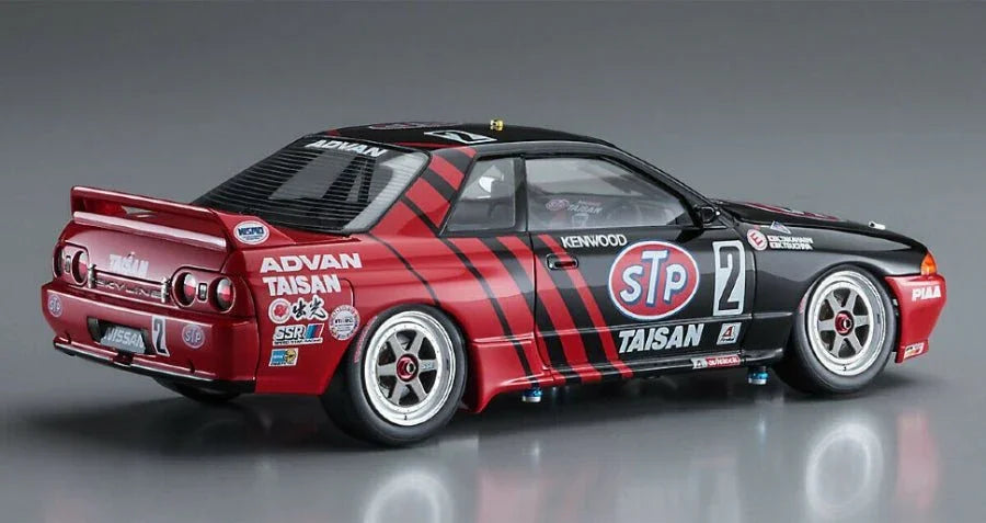 Hasegawa 1/24 Taisan STP GT-R BNR32 1992 JTC H20733 – Skyline GT-R Group A racing plastic model kit with Taisan STP decals.
