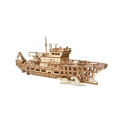 Wood Trick - Ocean Explorer Yacht