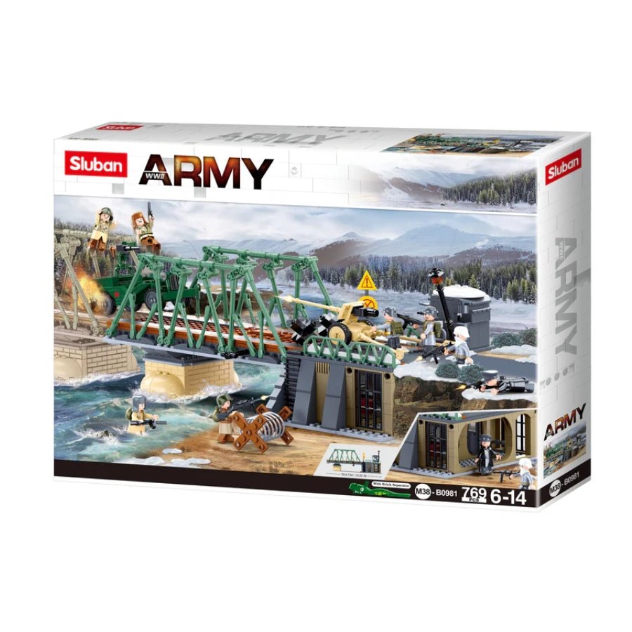 Sluban Army Battle of Budapest – The Winter Counter Attack (B0981) – 769pcs military building set with tanks, soldiers & snow terrain.