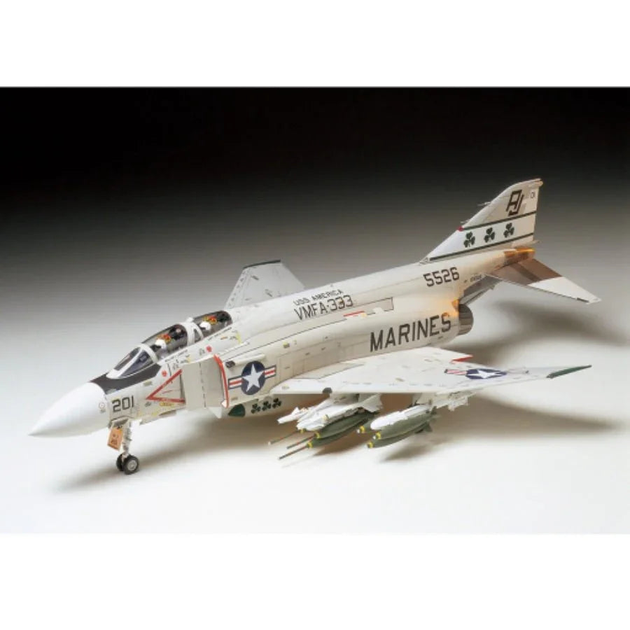 Tamiya 1/32 F-4J Phantom II Marines