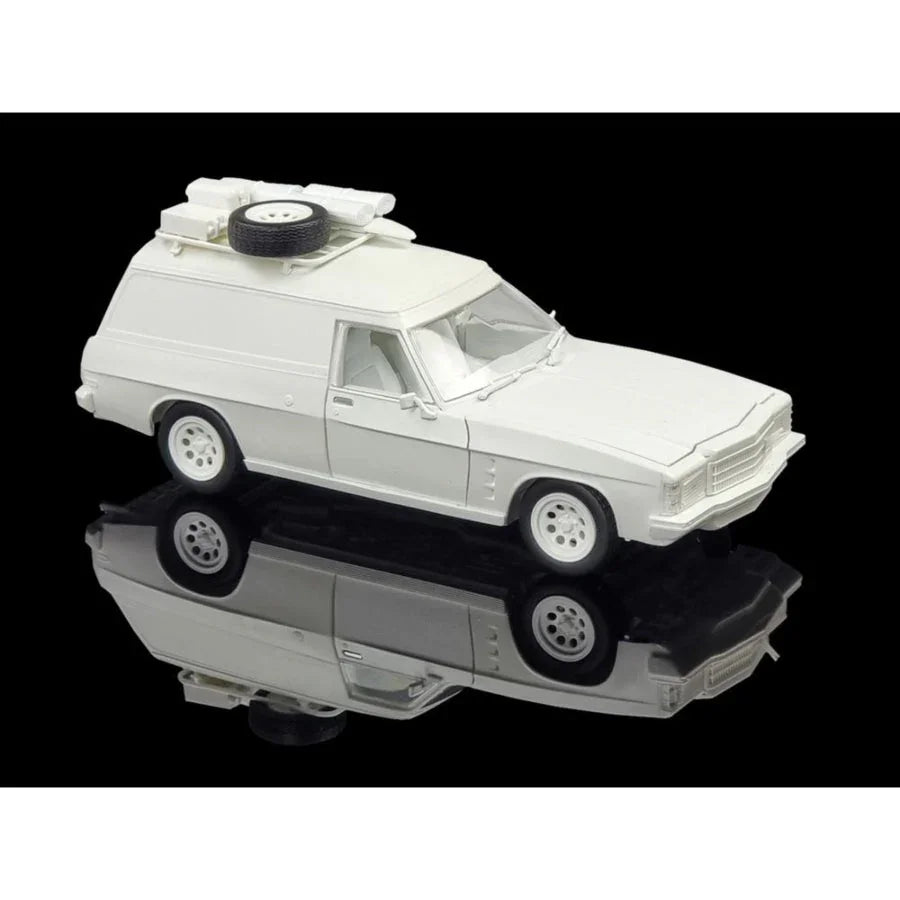 DDA 1:24 Max's HJ Holden Panelvan Plastic Model Kit