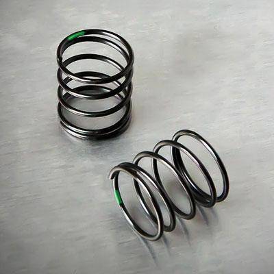 GM0020027 SHOCK SPRING 19X20MM, SOFT GREEN (2) - Aussie Hobbies