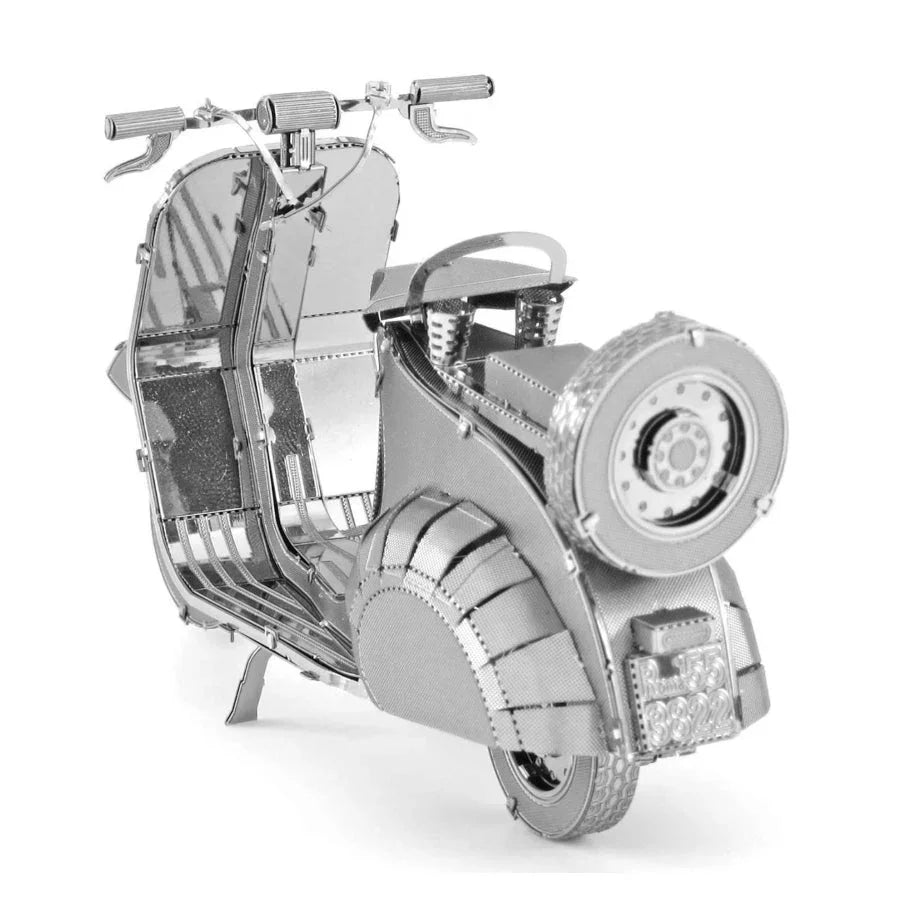 Metal Earth Classic Vespa 125 - image 5