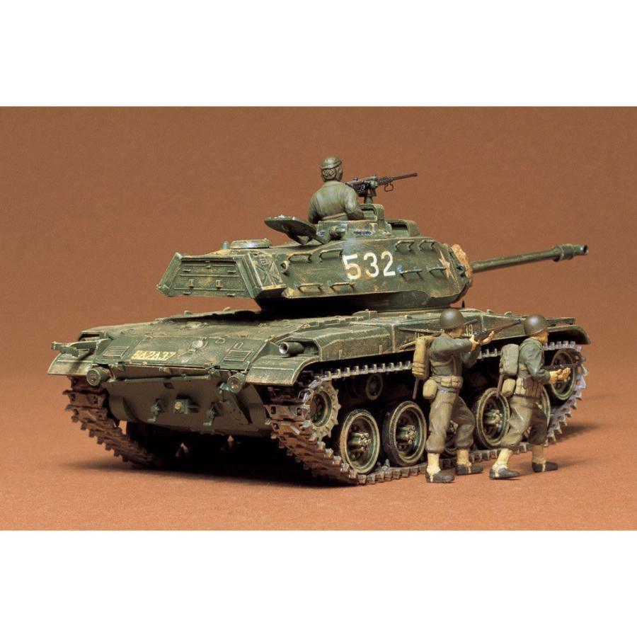 Tamiya U.S. M41 Walker Bulldog Plastic Model Kit
