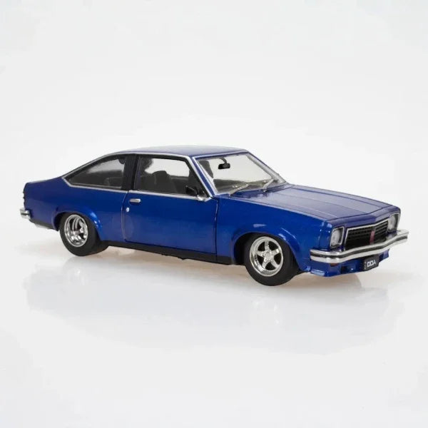 1:24 Aussie motoring icons assorted diecast model by DDA Collectibles sealed random Australian classic car collectible