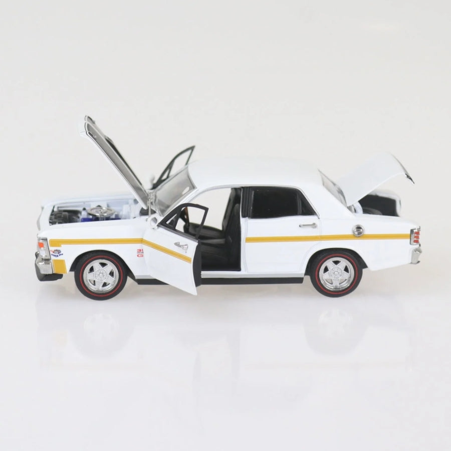 DDA 1:32 White XW Ford GTHO Phase 2 classic diecast model car.