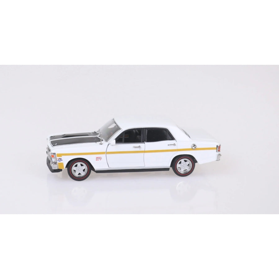 DDA 1:32 White XW Ford GTHO Phase 2 classic diecast model car.
