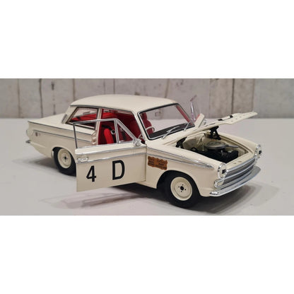 Classic Carlectables 1:18 Ford Cortina 1965 Race 2nd Place diecast model car.