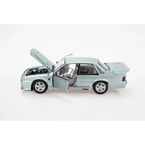 1:24 VL Walkinshaw panorama silver diecast model car DDA701 by DDA Collectibles Australian Holden performance vehicle