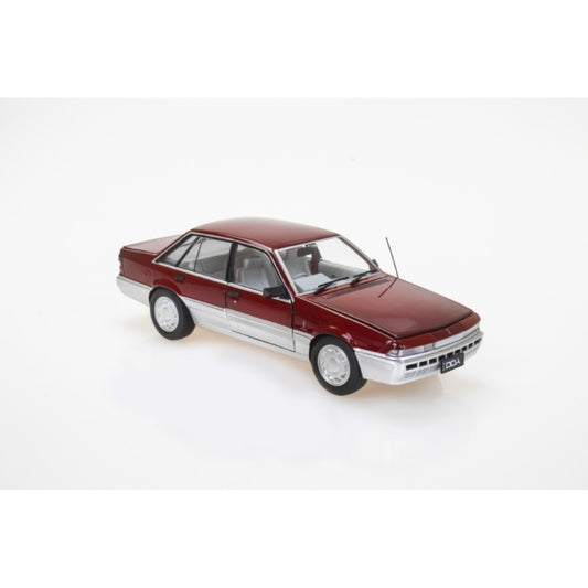 1:24 Holden VL Calais red and silver diecast model car DDA702 by DDA Collectibles Australian classic vehicle
