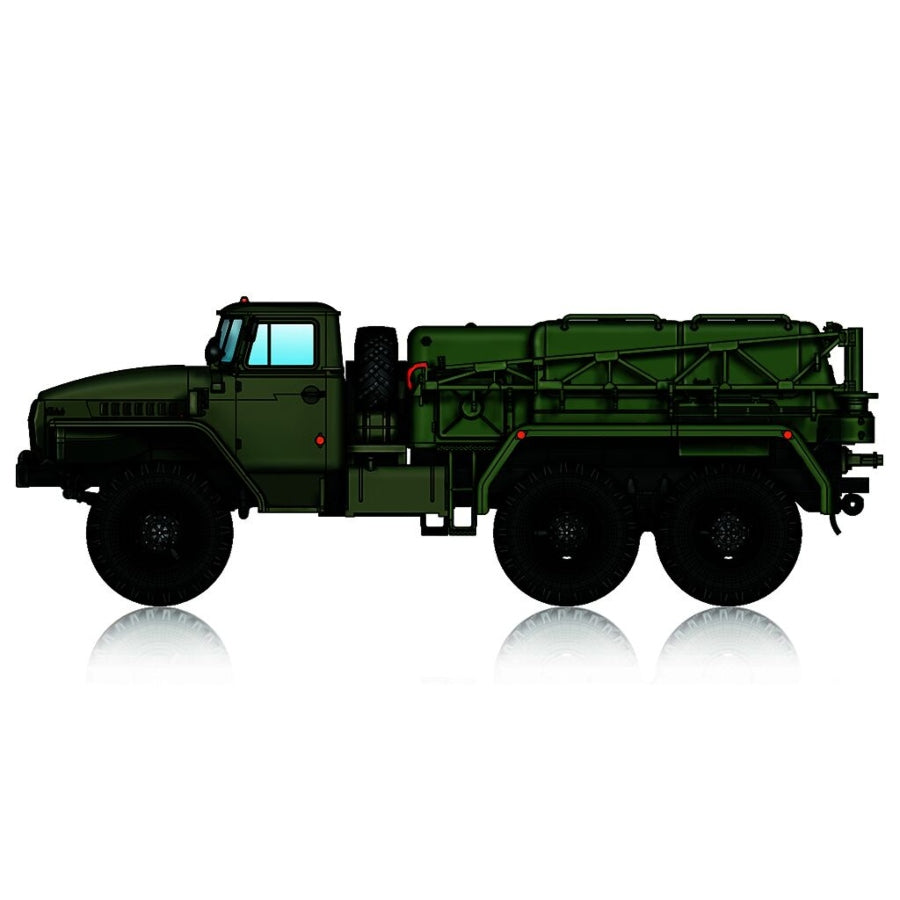 HobbyBoss APA-5D Airport Starter Vehicle 1:72 scale plastic model kit 82962 box.