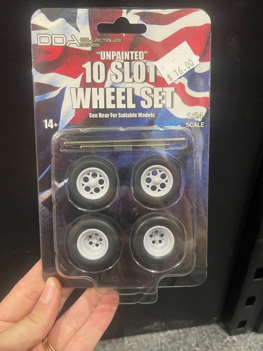 DDA 1/24 (4pcs) Set of 4 x 10 Slot Unpainted Injected White Wheels w/Tyres & Axles