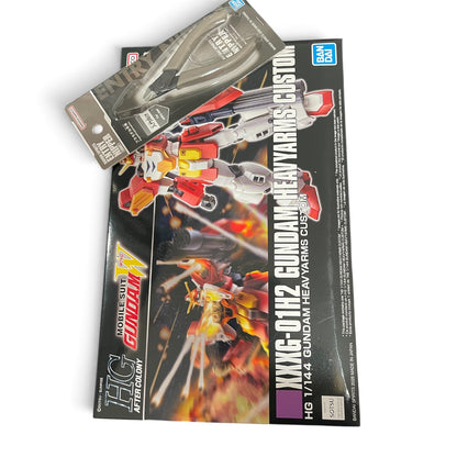 Gundam Heavyarms Custom HG 1/144 kit and Entry Nipper Christmas bundle