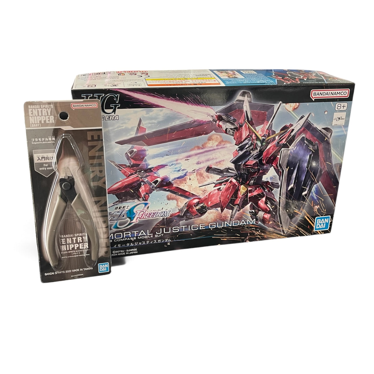 HG Immortal Justice Gundam Starter Bundle – kit with Bandai Spirits Entry Nipper
