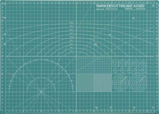 Tamiya Cutting Mat 74076 – A4 self-healing cutting surface with gridlines for hobby use