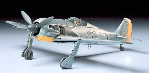 Tamiya Focke-Wulf FW 190 A-3 1:48 Plastic Model Kit - Aussie Hobbies 